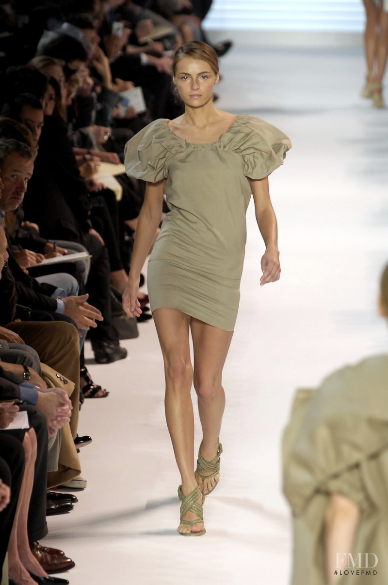 Valentina Zelyaeva featured in  the Stella McCartney fashion show for Spring/Summer 2007