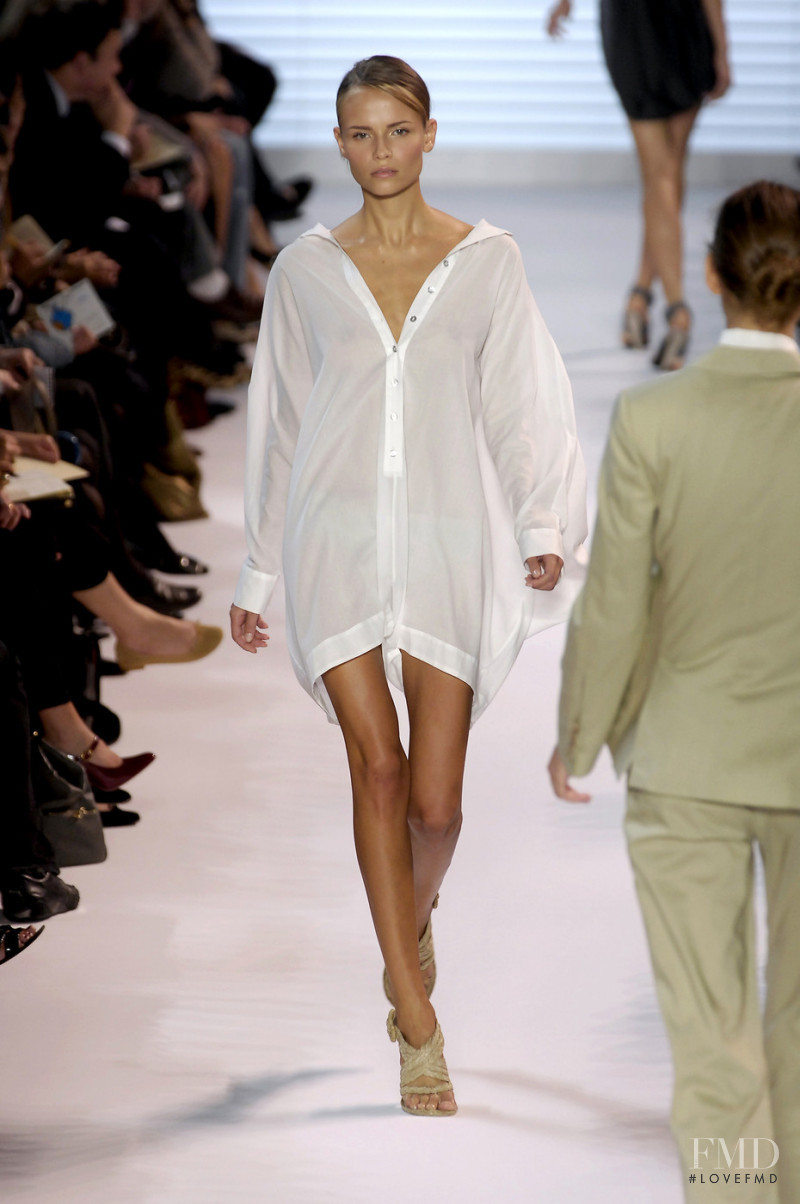 Natasha Poly featured in  the Stella McCartney fashion show for Spring/Summer 2007
