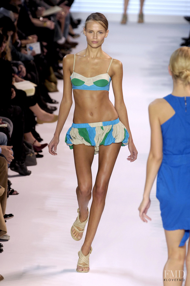 Natasha Poly featured in  the Stella McCartney fashion show for Spring/Summer 2007