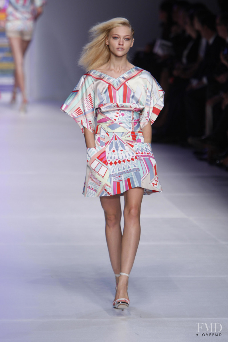 Sasha Pivovarova featured in  the Pucci fashion show for Spring/Summer 2009