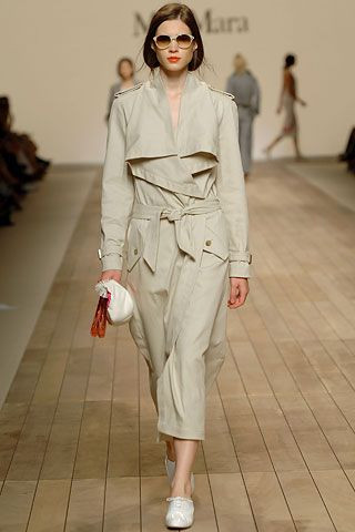 Max Mara fashion show for Spring/Summer 2006