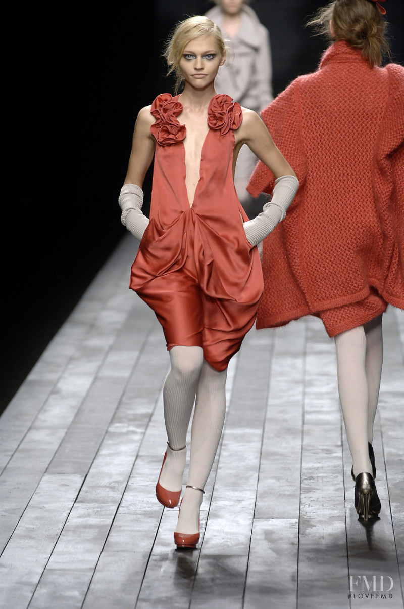 Sasha Pivovarova featured in  the Sonia Rykiel fashion show for Autumn/Winter 2007