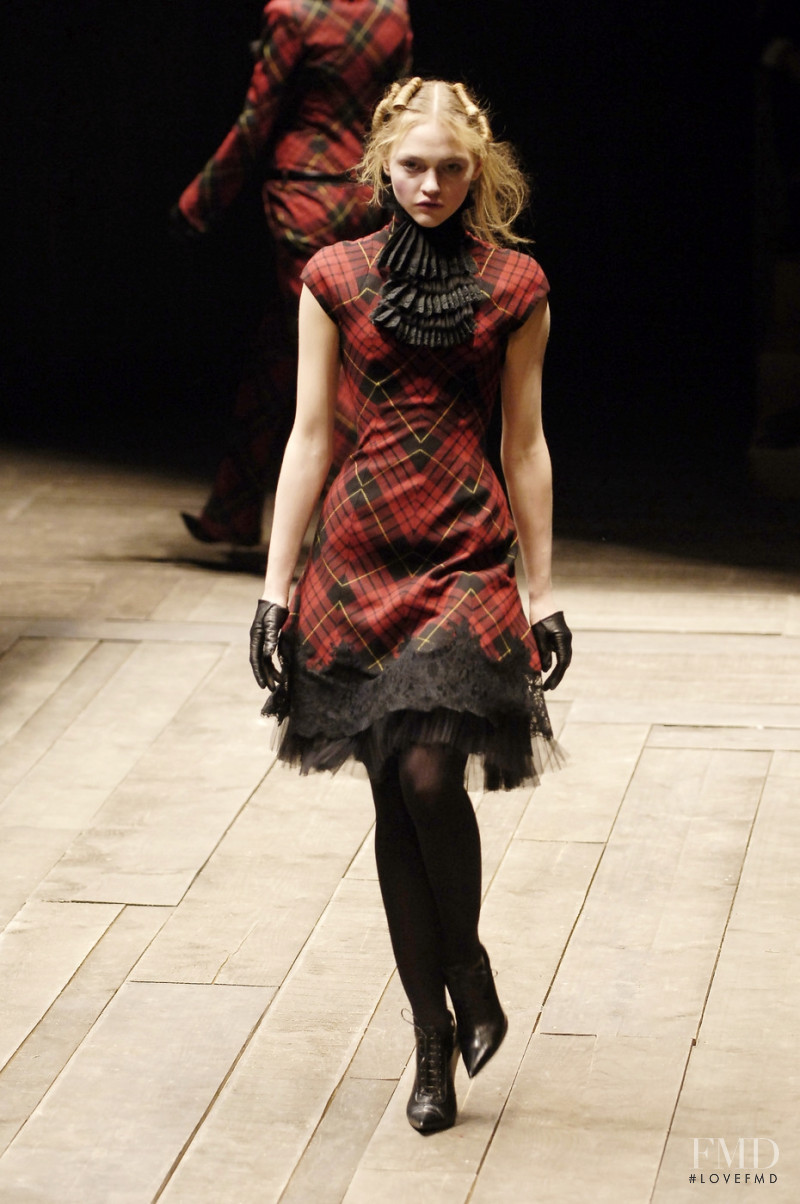 Sasha Pivovarova featured in  the Alexander McQueen fashion show for Autumn/Winter 2006