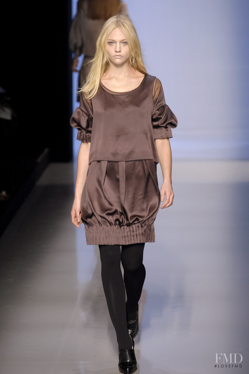 Sasha Pivovarova featured in  the Pringle of Scotland fashion show for Autumn/Winter 2007