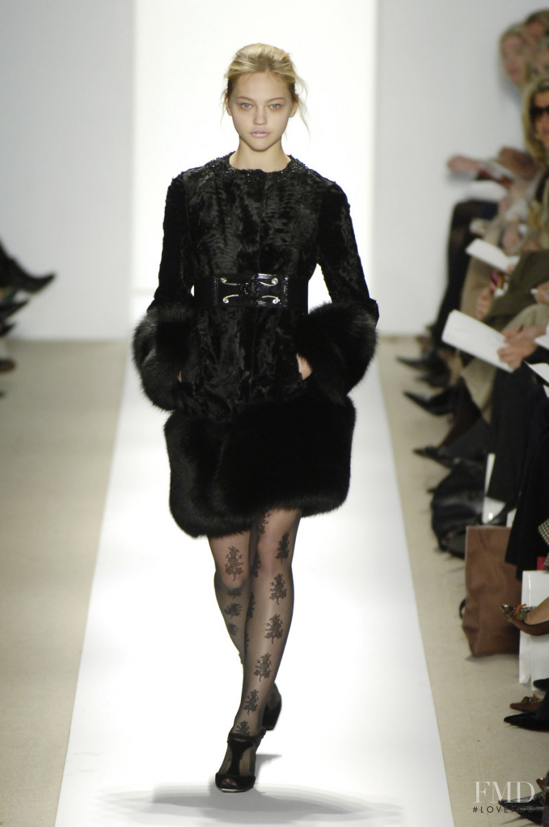 Sasha Pivovarova featured in  the Peter Som fashion show for Autumn/Winter 2006