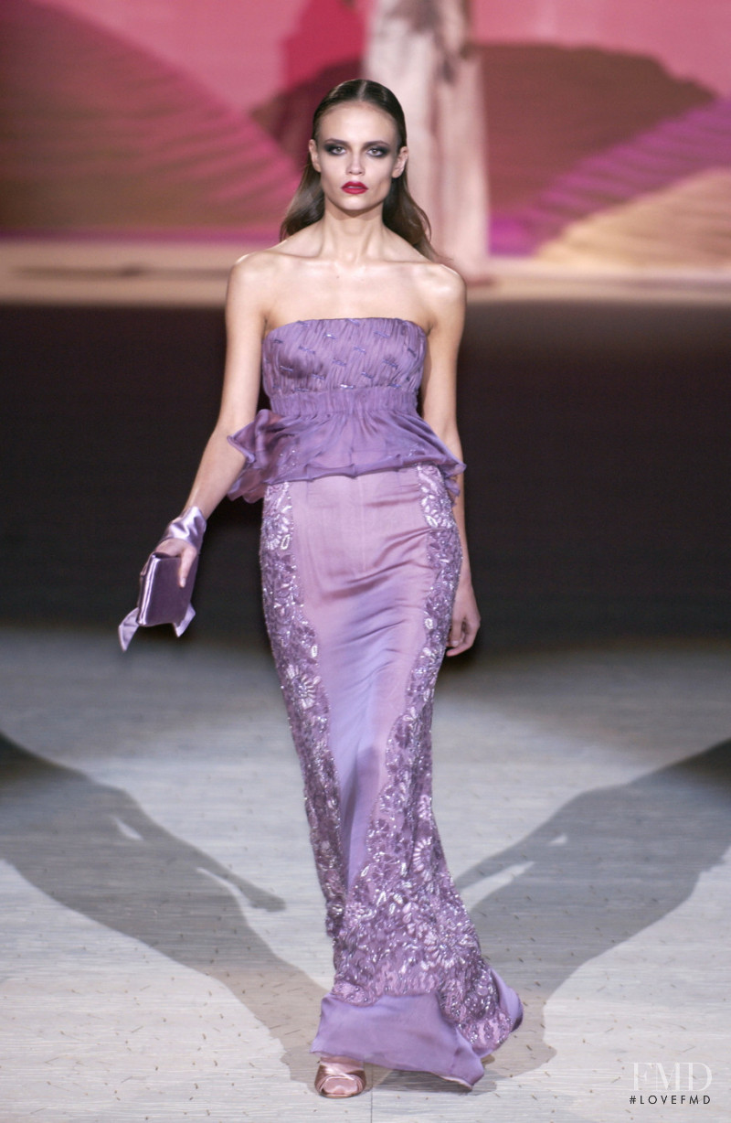 Natasha Poly featured in  the Valentino Couture fashion show for Spring/Summer 2006