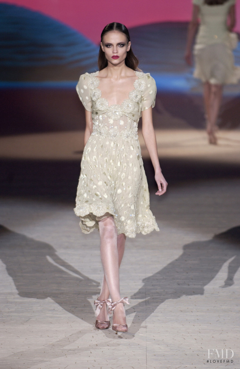 Natasha Poly featured in  the Valentino Couture fashion show for Spring/Summer 2006