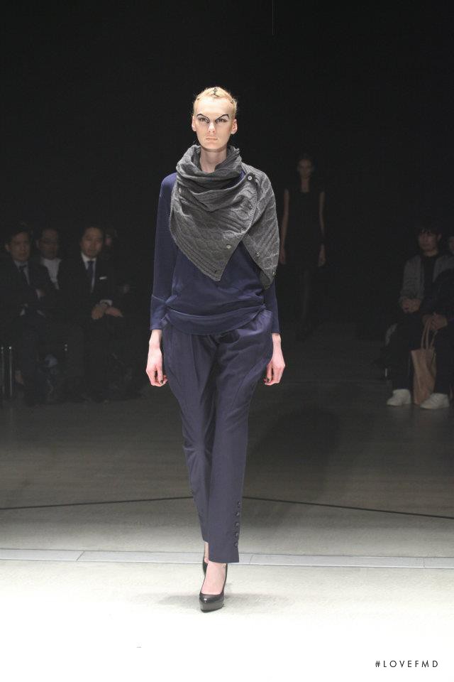 Yasutoshi Ezumi fashion show for Autumn/Winter 2012