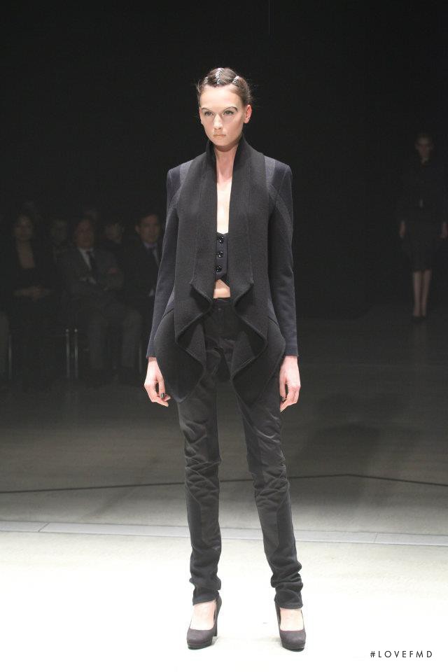 Yasutoshi Ezumi fashion show for Autumn/Winter 2012