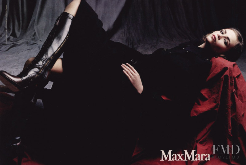 Natasha Poly featured in  the Max Mara advertisement for Autumn/Winter 2004