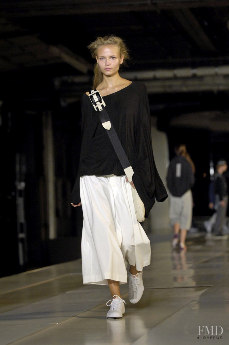 Natasha Poly featured in  the Y-3 fashion show for Spring/Summer 2007