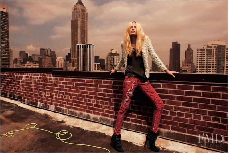 Natasha Poly featured in  the Balmain advertisement for Autumn/Winter 2008