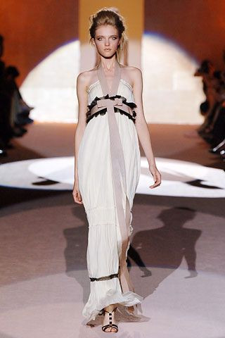 Alberta Ferretti fashion show for Spring/Summer 2006