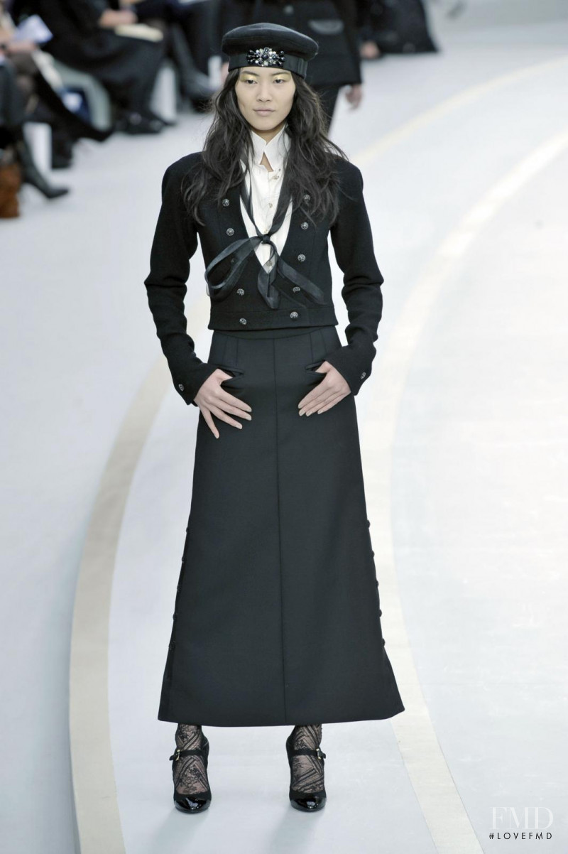 Liu Wen featured in  the Chanel fashion show for Autumn/Winter 2008