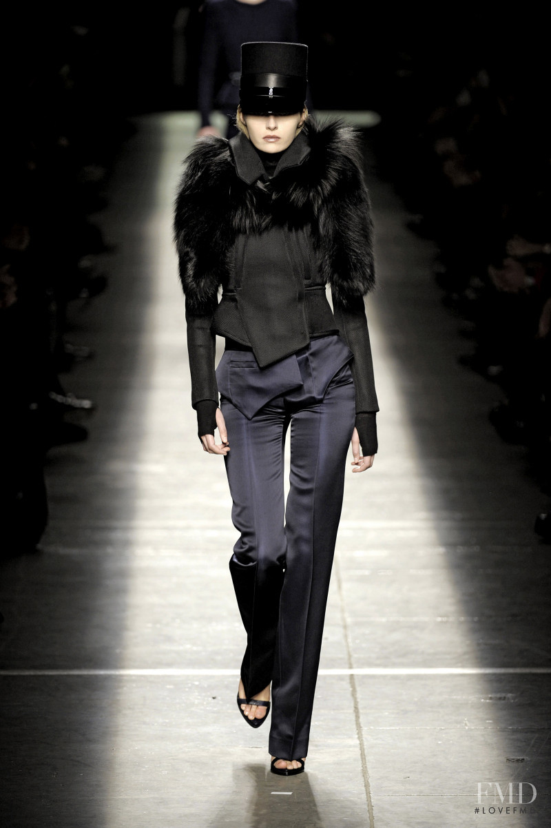 Valentina Zelyaeva featured in  the Givenchy fashion show for Autumn/Winter 2009
