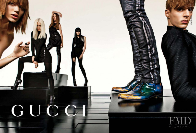 Raquel Zimmermann featured in  the Gucci advertisement for Autumn/Winter 2009