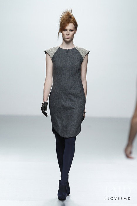 Ilona Swagemakers featured in  the Sara Coleman fashion show for Autumn/Winter 2011