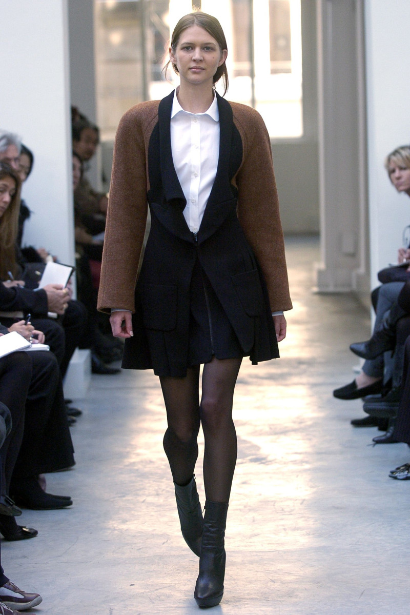 Balenciaga fashion show for Autumn/Winter 2004