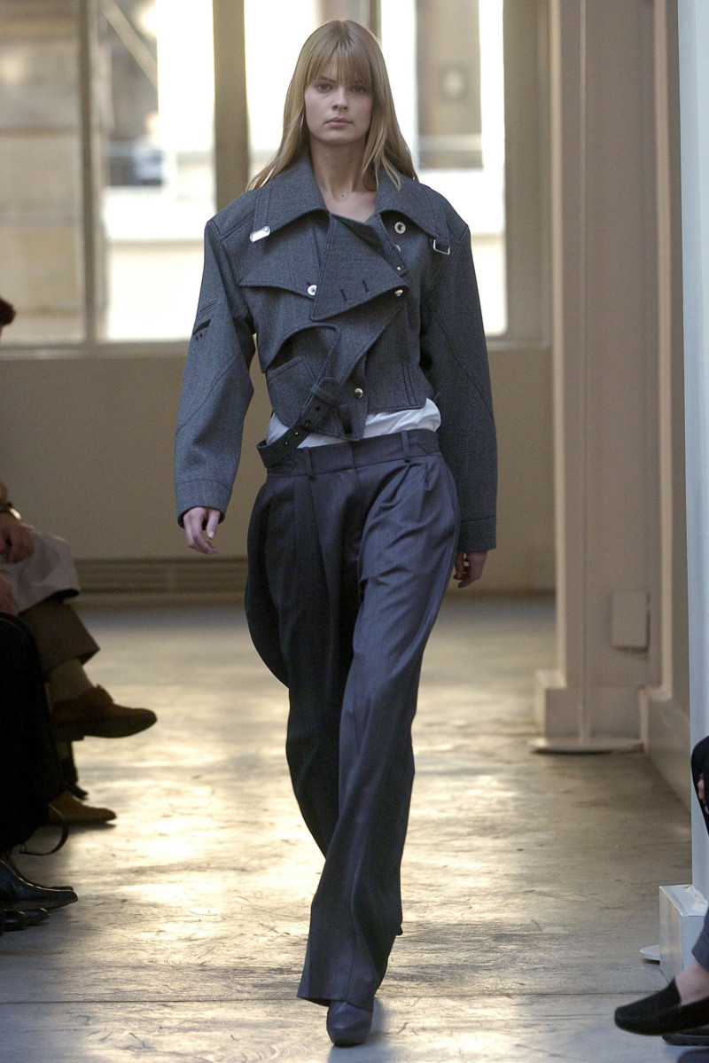 Balenciaga fashion show for Autumn/Winter 2004