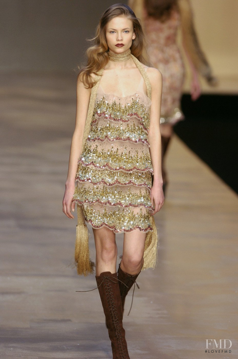 Natasha Poly featured in  the Blumarine fashion show for Autumn/Winter 2004