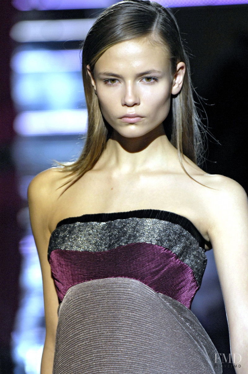 Natasha Poly featured in  the Gianfranco Ferré fashion show for Autumn/Winter 2007
