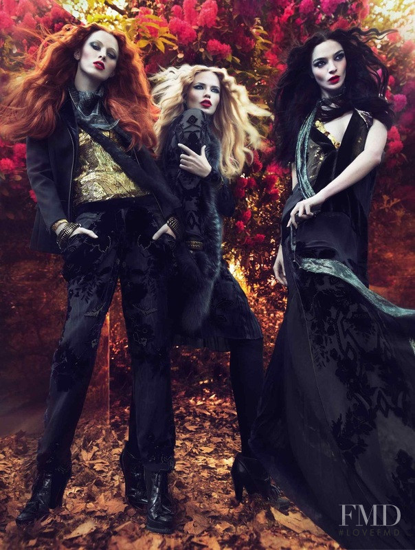 Karen Elson featured in  the Roberto Cavalli advertisement for Autumn/Winter 2009