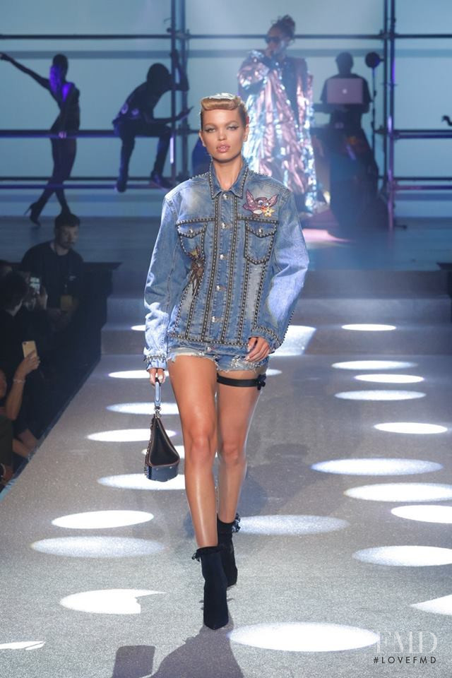 Daphne Groeneveld featured in  the Philipp Plein fashion show for Spring/Summer 2018