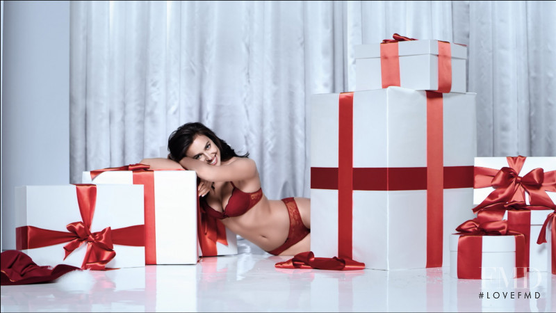 Irina Shayk featured in  the Intimissimi advertisement for Christmas 2016
