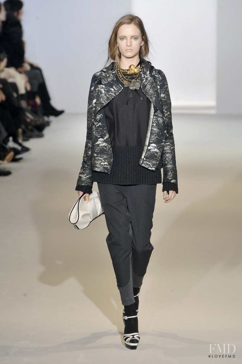 Daria Strokous featured in  the Marni fashion show for Autumn/Winter 2009