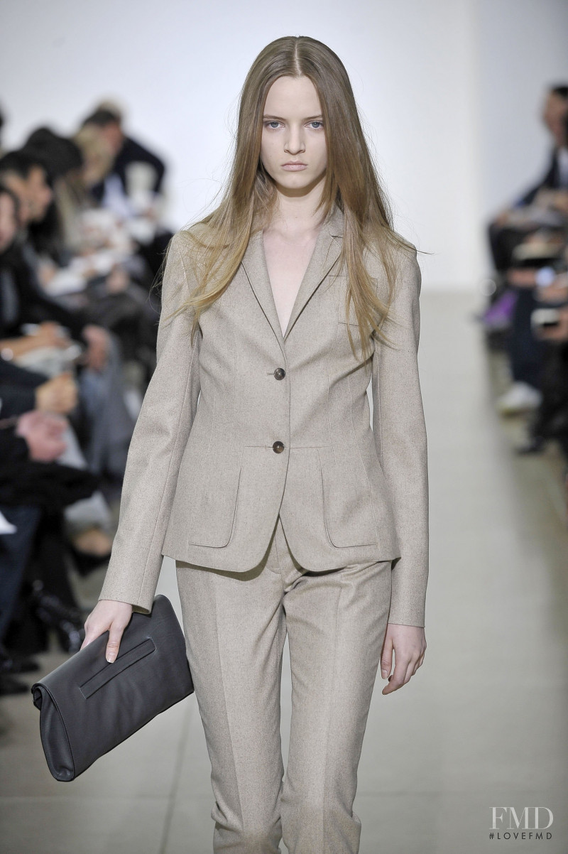 Daria Strokous featured in  the Jil Sander fashion show for Autumn/Winter 2008