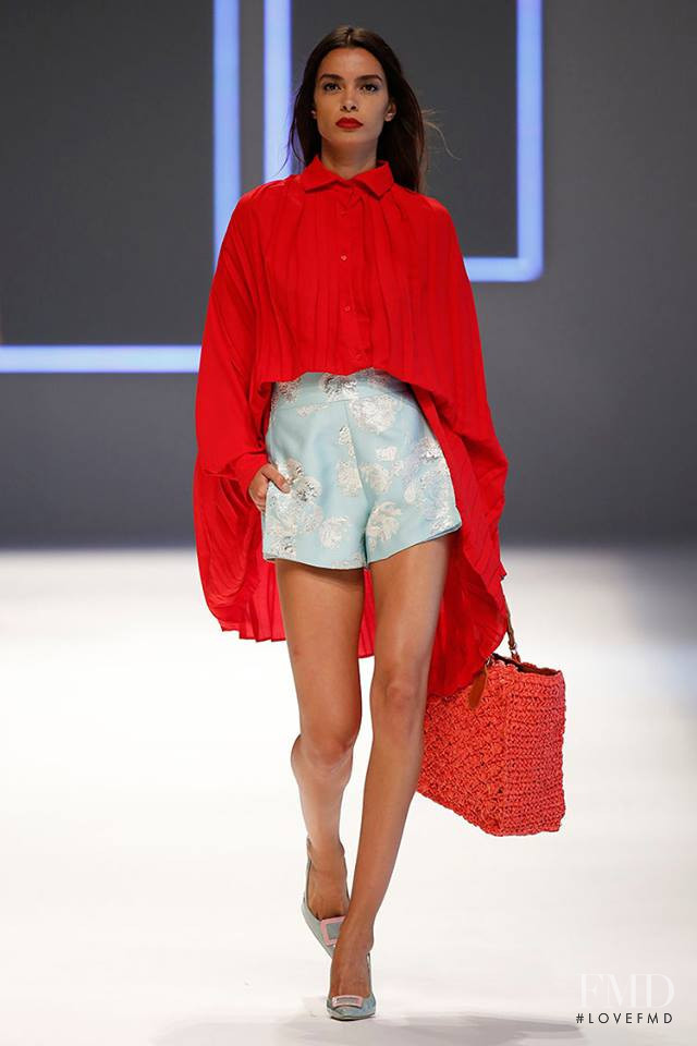 Menchén Tomàs fashion show for Spring/Summer 2016