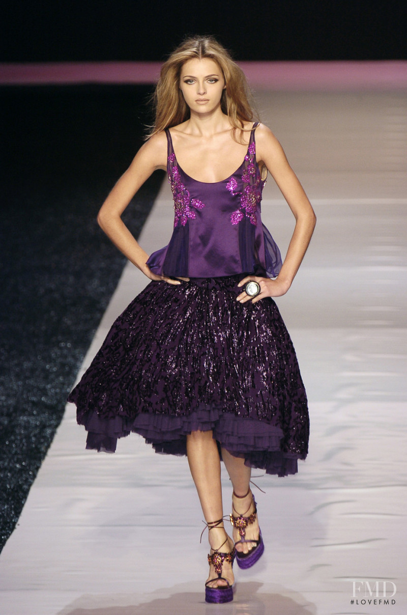 Valentina Zelyaeva featured in  the Emanuel Ungaro fashion show for Spring/Summer 2005