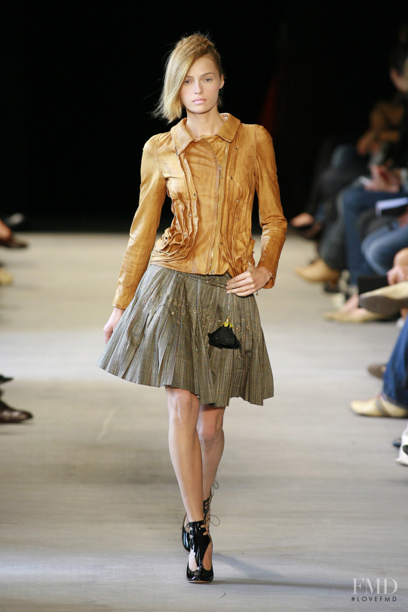 Valentina Zelyaeva featured in  the Wunderkind fashion show for Spring/Summer 2007