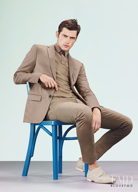 HUGO advertisement for Spring/Summer 2013