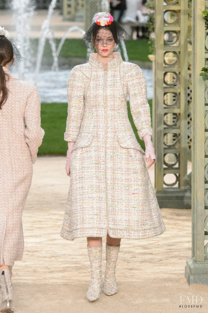 Roos Abels featured in  the Chanel Haute Couture fashion show for Spring/Summer 2018