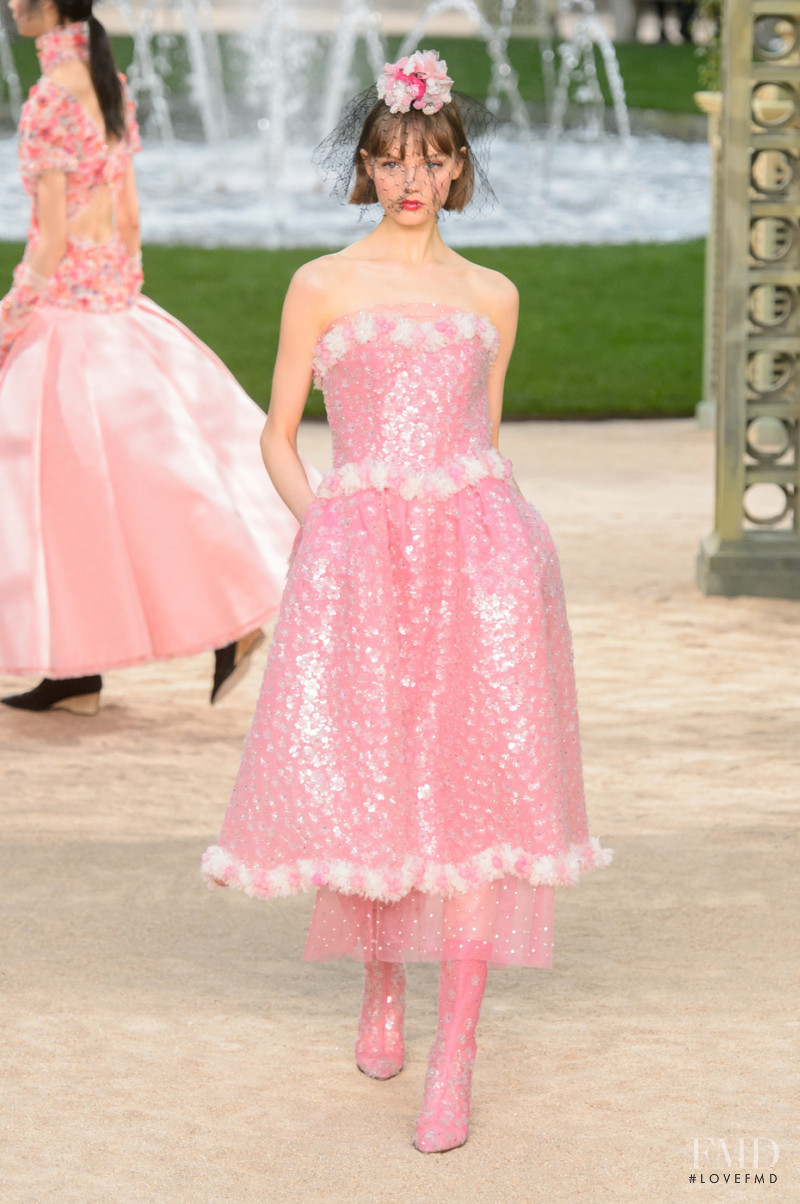 Fran Summers featured in  the Chanel Haute Couture fashion show for Spring/Summer 2018