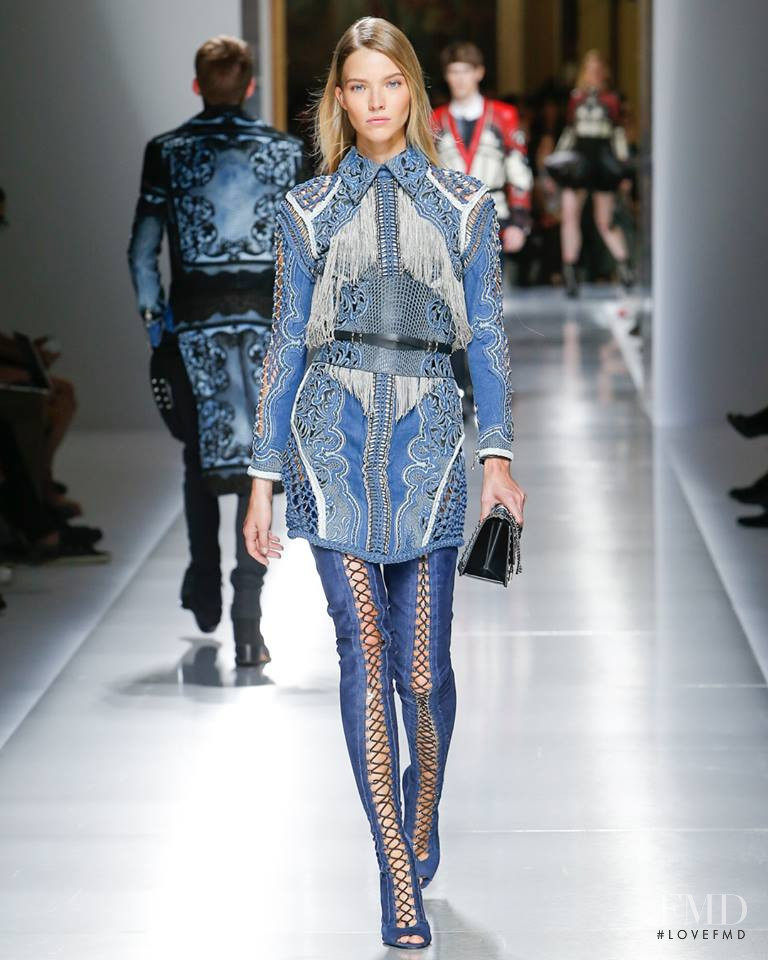 Sasha Luss featured in  the Balmain fashion show for Spring/Summer 2018