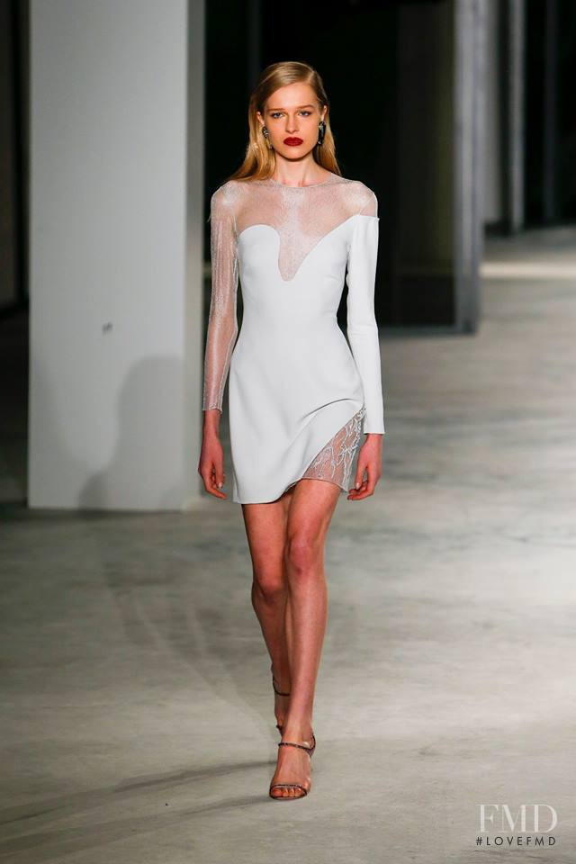 Emily Unkles featured in  the Cushnie Et Ochs fashion show for Autumn/Winter 2018