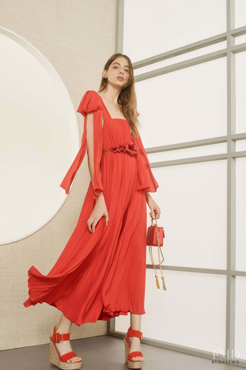 Odette Pavlova featured in  the Elie Saab lookbook for Resort 2017