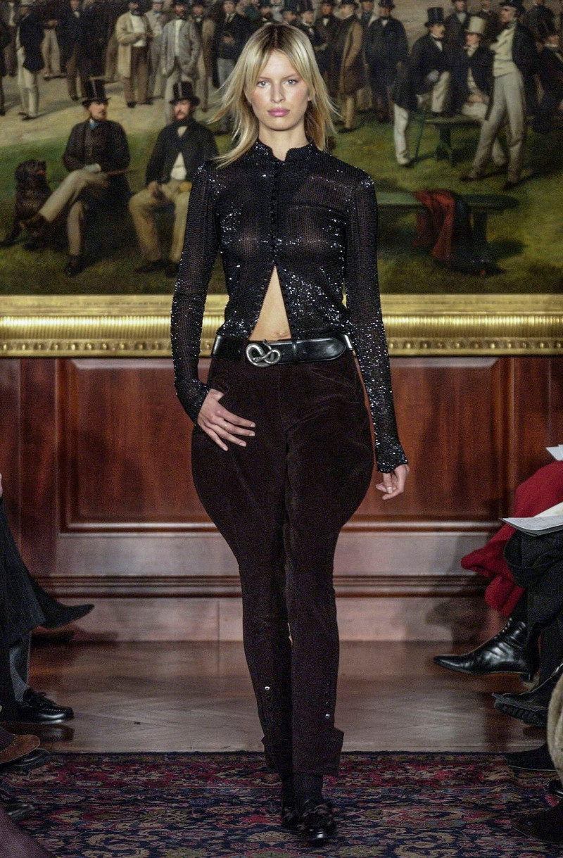 Karolina Kurkova featured in  the Ralph Lauren Collection fashion show for Autumn/Winter 2002
