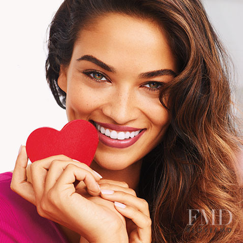 Shanina Shaik featured in  the AVON advertisement for Spring/Summer 2016