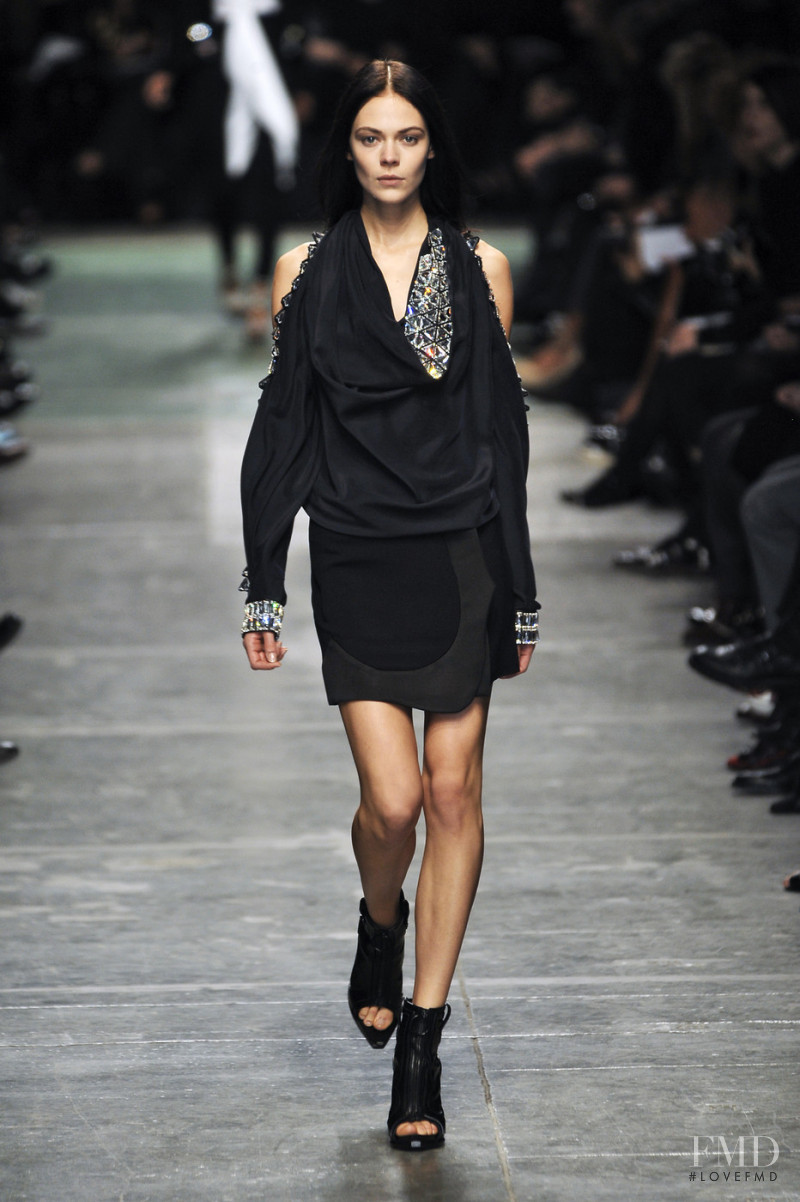 Givenchy fashion show for Spring/Summer 2009