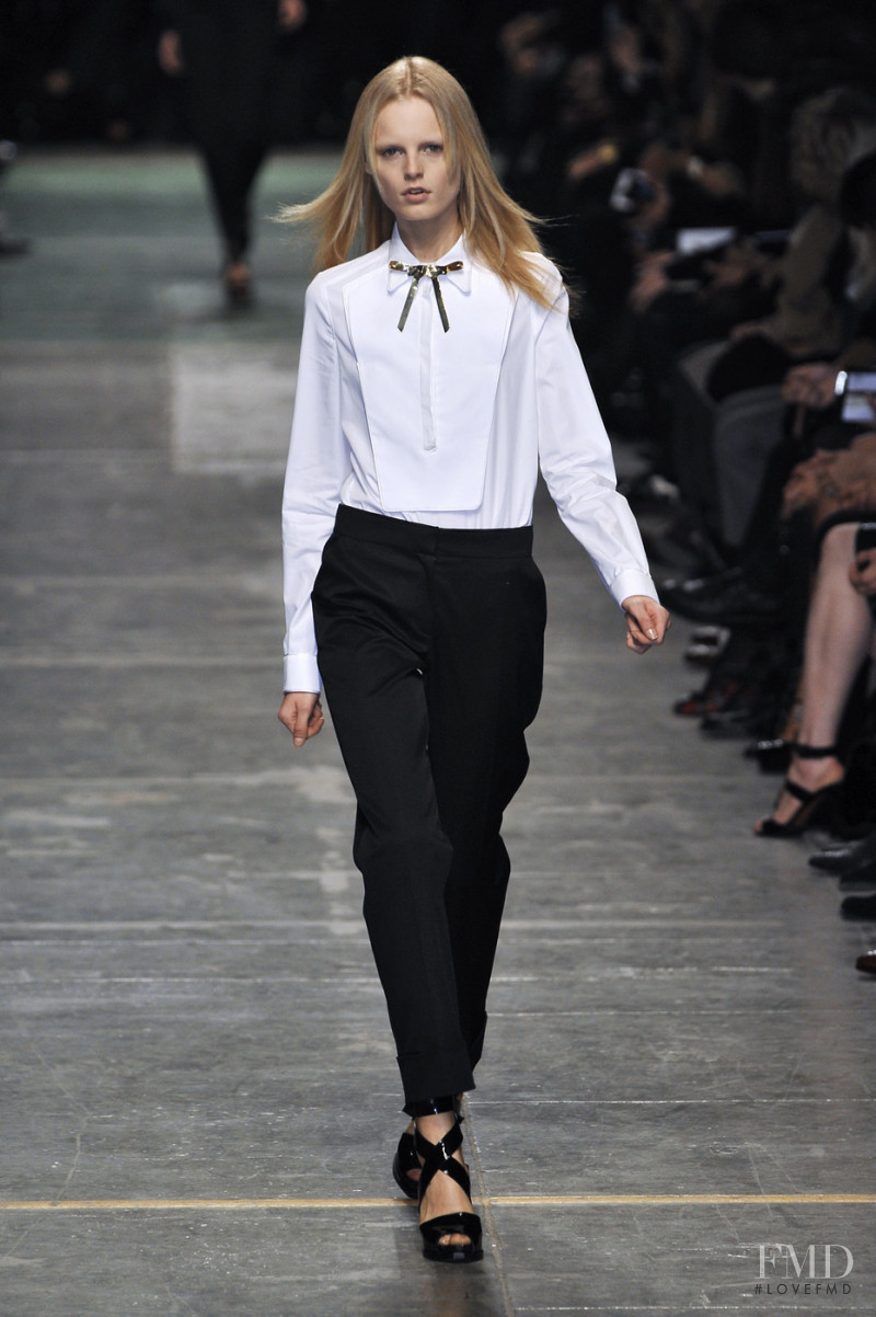 Givenchy fashion show for Spring/Summer 2009