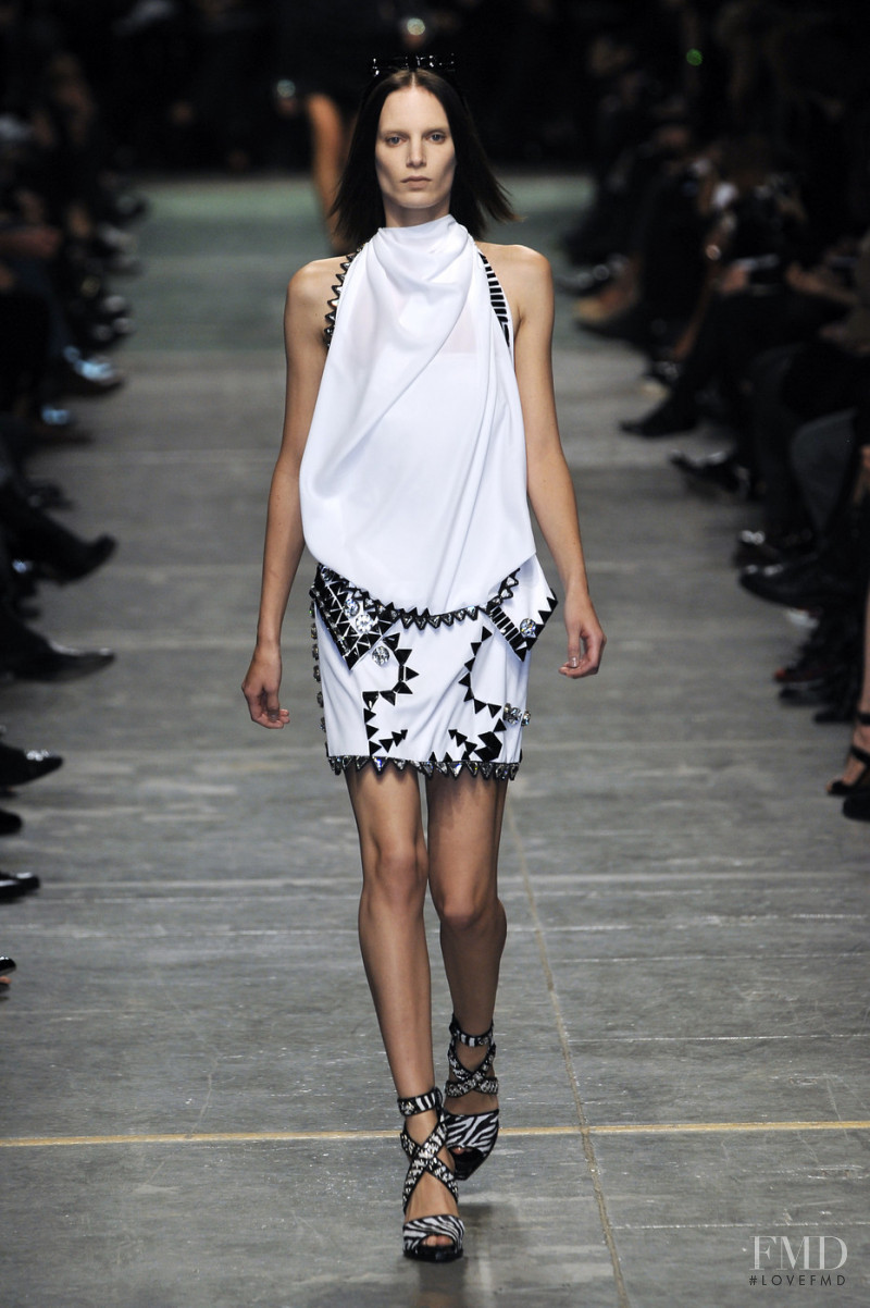 Givenchy fashion show for Spring/Summer 2009