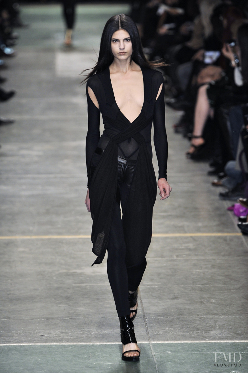 Givenchy fashion show for Spring/Summer 2009