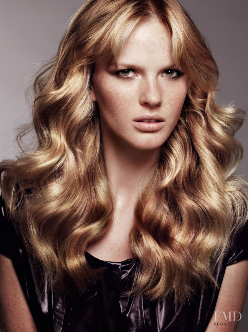 Anne Vyalitsyna featured in  the Schwarzkopf Caravan Glam advertisement for Spring/Summer 2009