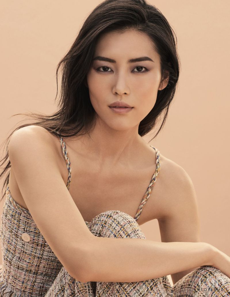 Liu Wen featured in  the Chanel Beauty Les Beiges advertisement for Spring/Summer 2018
