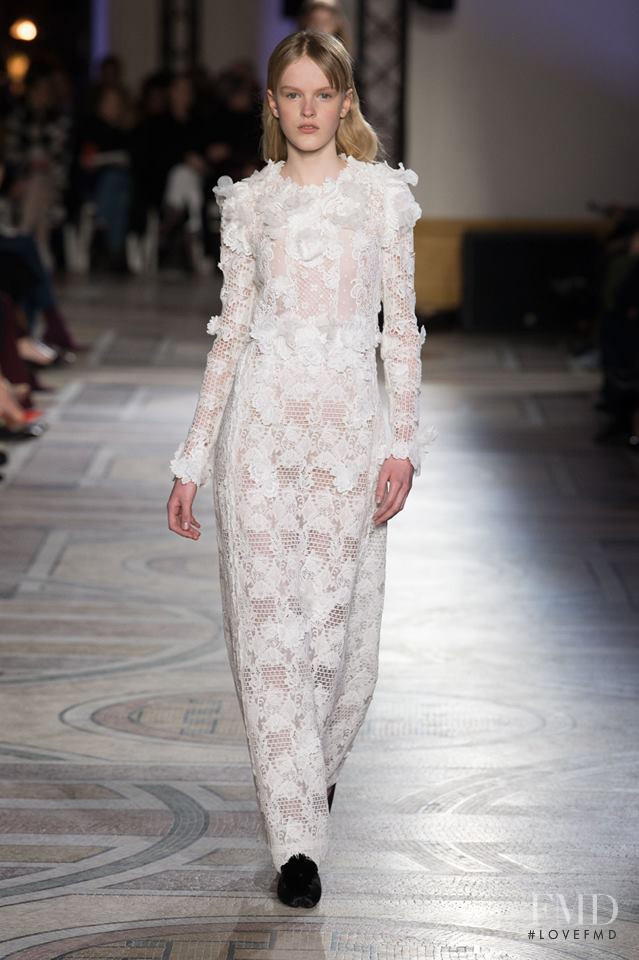 Hannah Motler featured in  the Giambattista Valli Haute Couture fashion show for Spring/Summer 2018