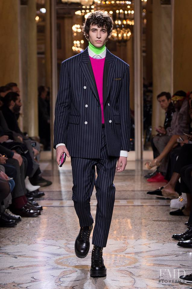 Oscar Kindelan featured in  the Versace fashion show for Autumn/Winter 2018