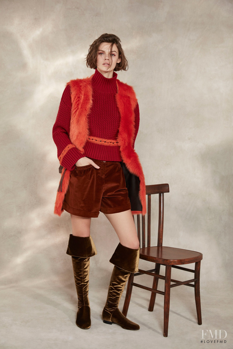 Cara Taylor featured in  the Alberta Ferretti lookbook for Resort 2018